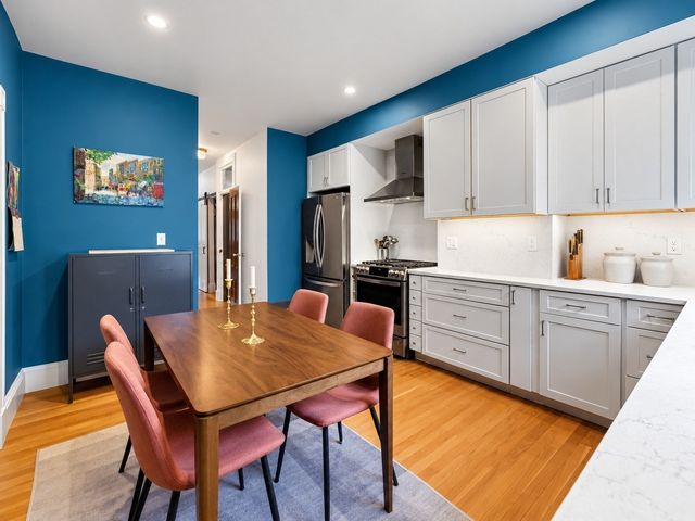 442 Windsor St 442-1, Cambridge, MA 02141