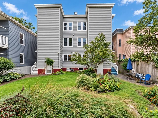 442 Windsor St 442-1, Cambridge, MA 02141
