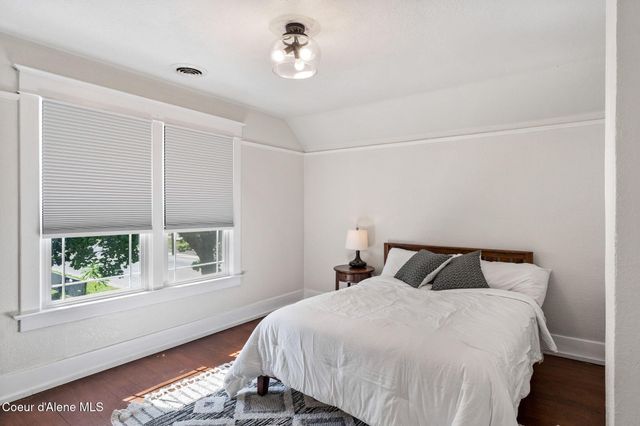1123 N Government Way, Coeur D'alene, ID 83814