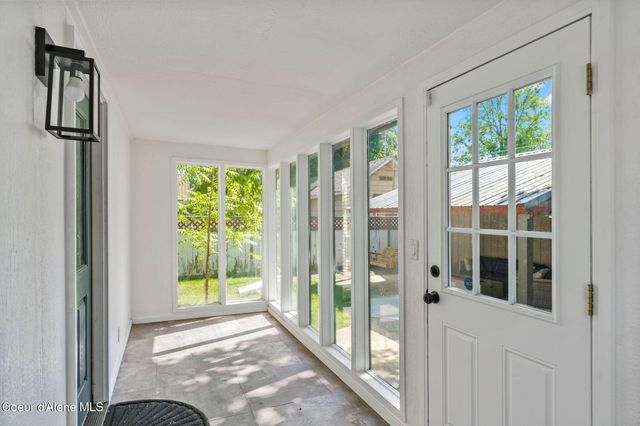 1123 N Government Way, Coeur D'alene, ID 83814