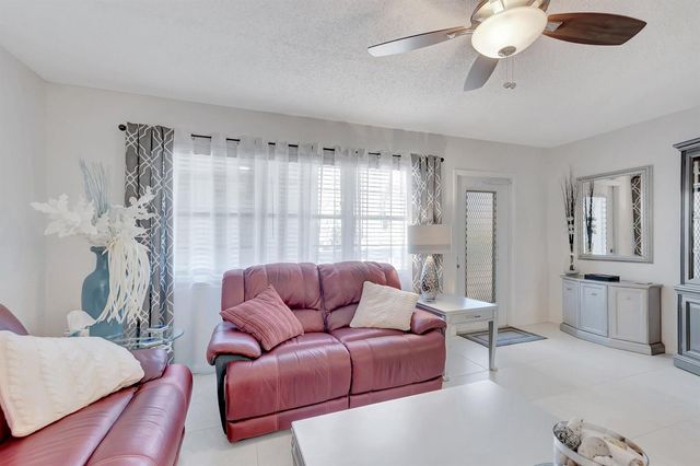 2051 Cambridge C, Deerfield Beach, FL 33442