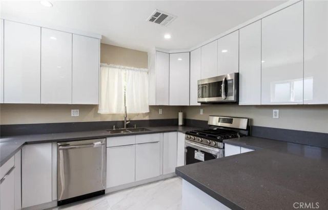 5636 Farralone Ave., Woodland Hills, CA 91367