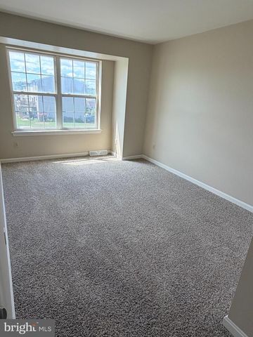 5844 FORDHAM AVE, Harrisburg, PA 17111