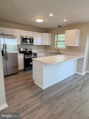 5844 FORDHAM AVE, Harrisburg, PA 17111