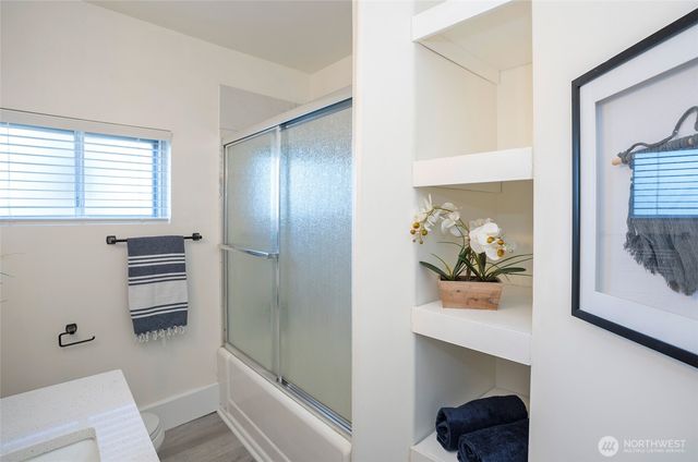 624 N State Street, Tacoma, WA 98403