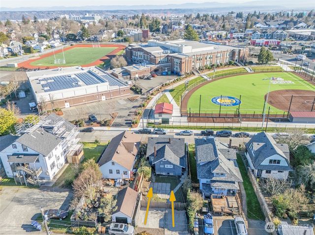 624 N State Street, Tacoma, WA 98403