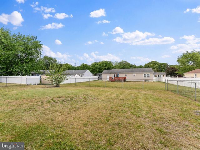 131 STURBRIDGE DR, Sicklerville, NJ 08081