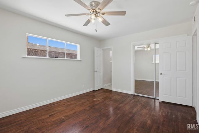 2008 Valencia Drive, Bakersfield, CA 93306
