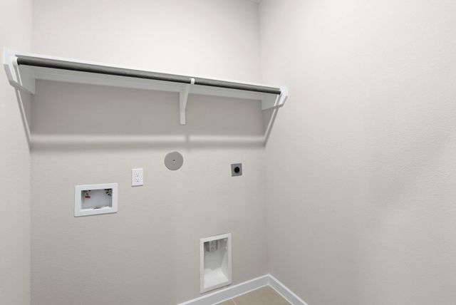 3631 Atlas Point Lane, Angleton, TX 77515