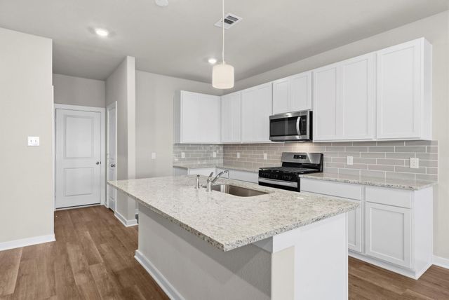 3631 Atlas Point Lane, Angleton, TX 77515