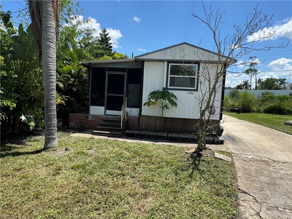 3596 Unique CIR, FORT MYERS, FL 33908 — exterior