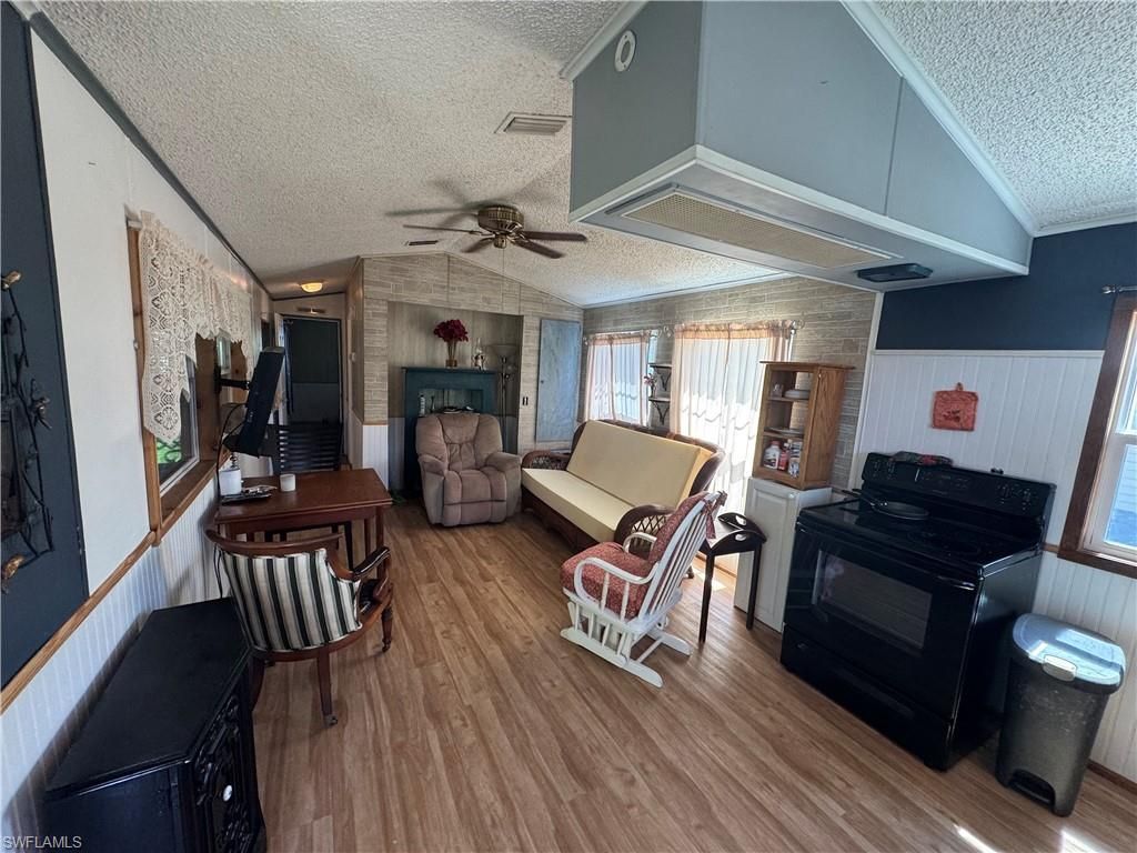 3596 Unique CIR, FORT MYERS, FL 33908 — photo 3