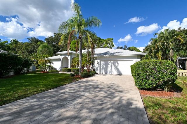 3866 SURREY COURT, Sarasota, FL 34235