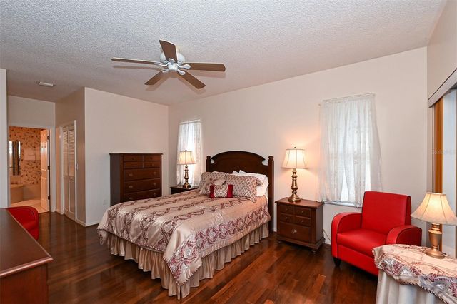 3866 SURREY COURT, Sarasota, FL 34235