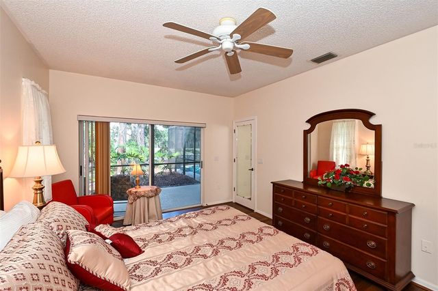 3866 SURREY COURT, Sarasota, FL 34235