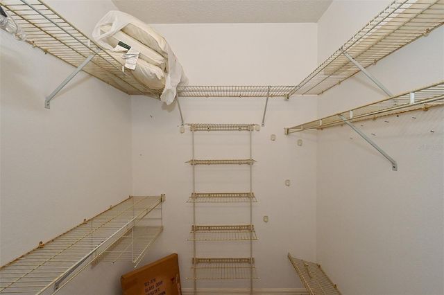 3866 SURREY COURT, Sarasota, FL 34235