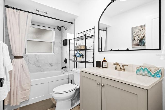 1311 CYPRESS AVENUE, Venice, FL 34285