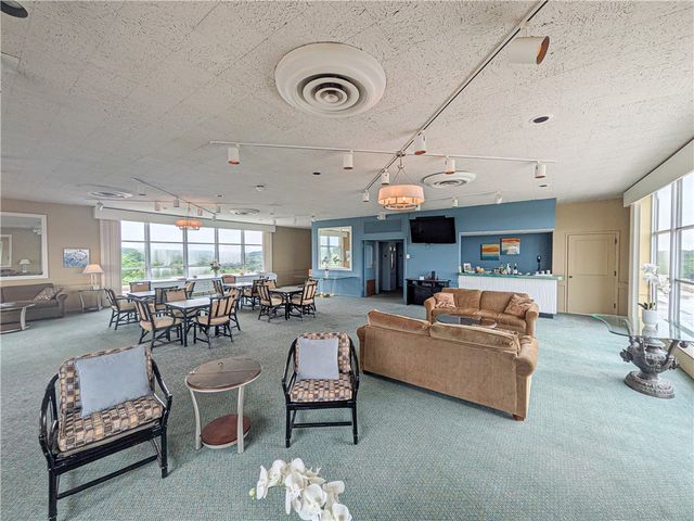 2230 S Patterson Boulevard 51, Dayton, OH 45409