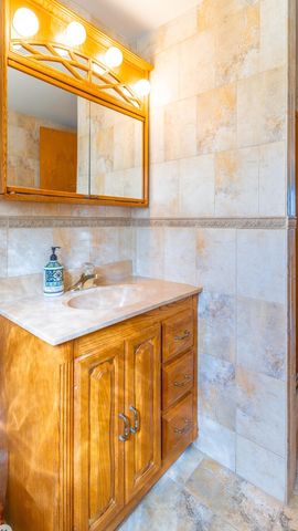 15414 Las Flores Lane, Oak Forest, IL 60452