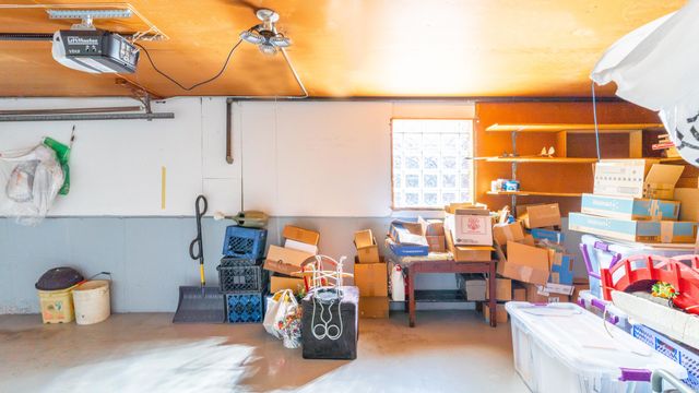 15414 Las Flores Lane, Oak Forest, IL 60452