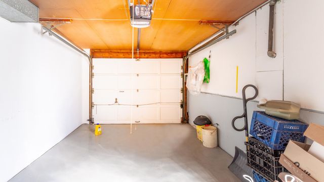 15414 Las Flores Lane, Oak Forest, IL 60452