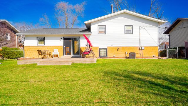 15414 Las Flores Lane, Oak Forest, IL 60452