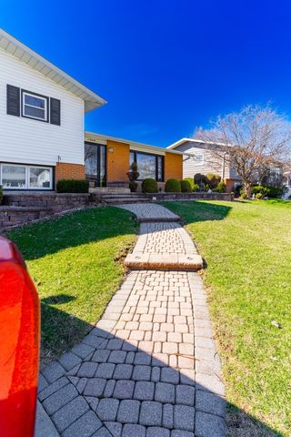 15414 Las Flores Lane, Oak Forest, IL 60452