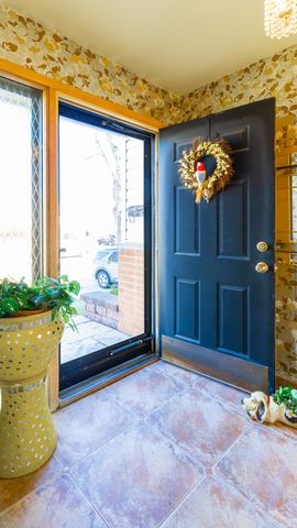 15414 Las Flores Lane, Oak Forest, IL 60452