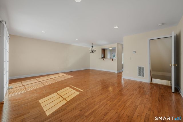 15 Freedom Way 105, East Lyme, CT 06357