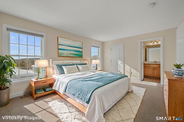 15 Freedom Way 105, East Lyme, CT 06357