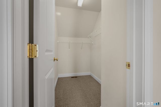 15 Freedom Way 105, East Lyme, CT 06357