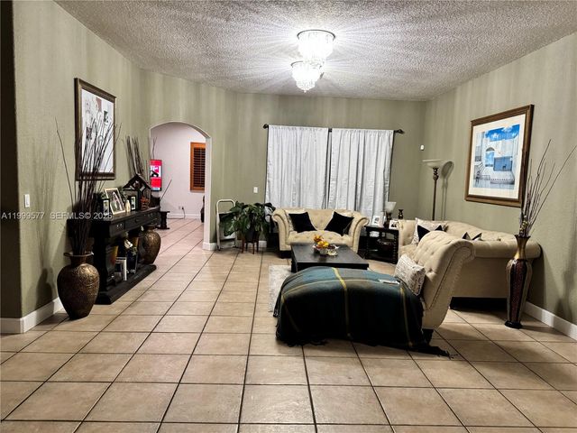 4000 SW 145th Ave, Miramar, FL 33027