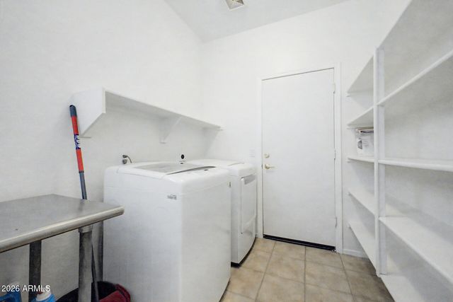 957 E SCORPIO Place, Chandler, AZ 85249