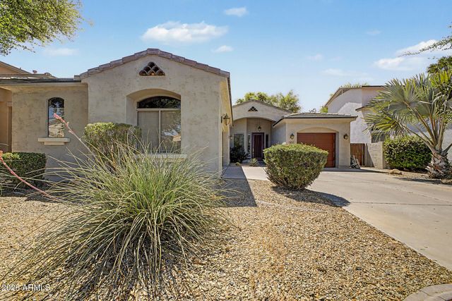 957 E SCORPIO Place, Chandler, AZ 85249
