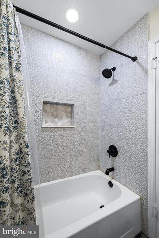 21 SANDSTONE CT, Baltimore, MD 21236