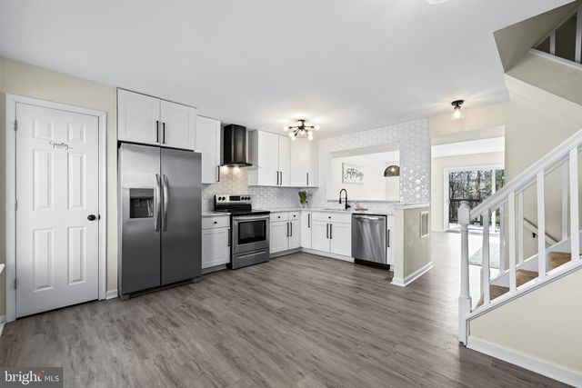 21 SANDSTONE CT, Baltimore, MD 21236