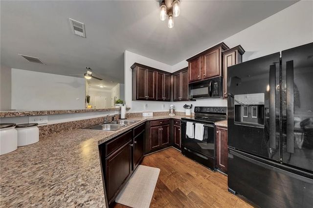 308 Valley Crossing, Canton, GA 30114