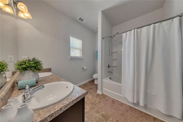 308 Valley Crossing, Canton, GA 30114