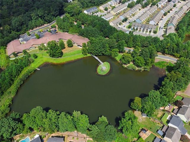 308 Valley Crossing, Canton, GA 30114