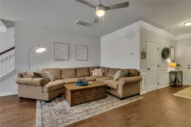 308 Valley Crossing, Canton, GA 30114