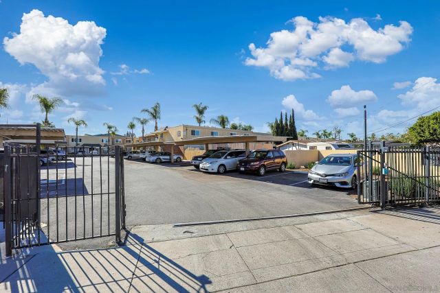 459 Ballantyne St 31, El Cajon, CA 92020