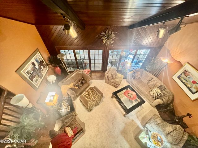 3056 Lawrence 2217, Pierce City, MO 65723