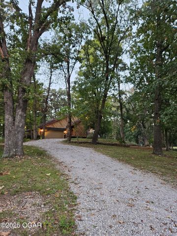 3056 Lawrence 2217, Pierce City, MO 65723