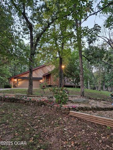 3056 Lawrence 2217, Pierce City, MO 65723