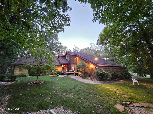 3056 Lawrence 2217, Pierce City, MO 65723