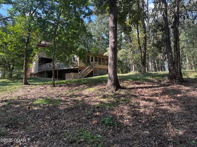 3056 Lawrence 2217, Pierce City, MO 65723