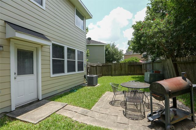 17511 Bering Bridge Lane, Humble, TX 77346