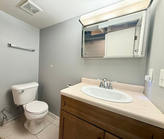 1904 Valley Vista Drive, Bettendorf, IA 52722