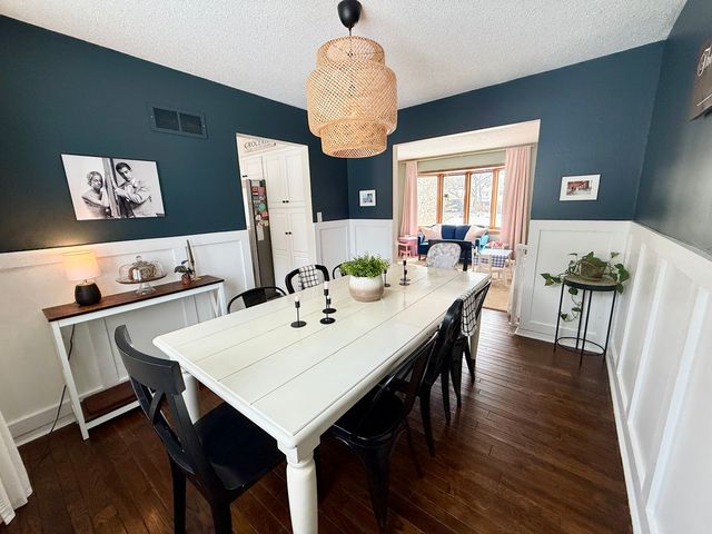 1904 Valley Vista Drive, Bettendorf, IA 52722