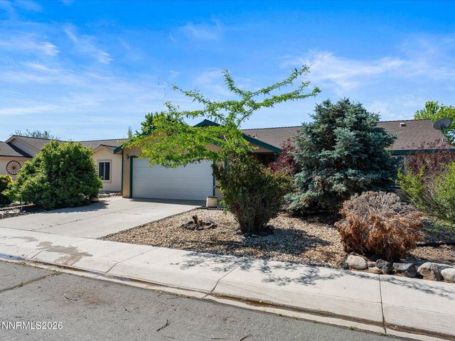 205 Jennys Lane, Fernley, NV 89408